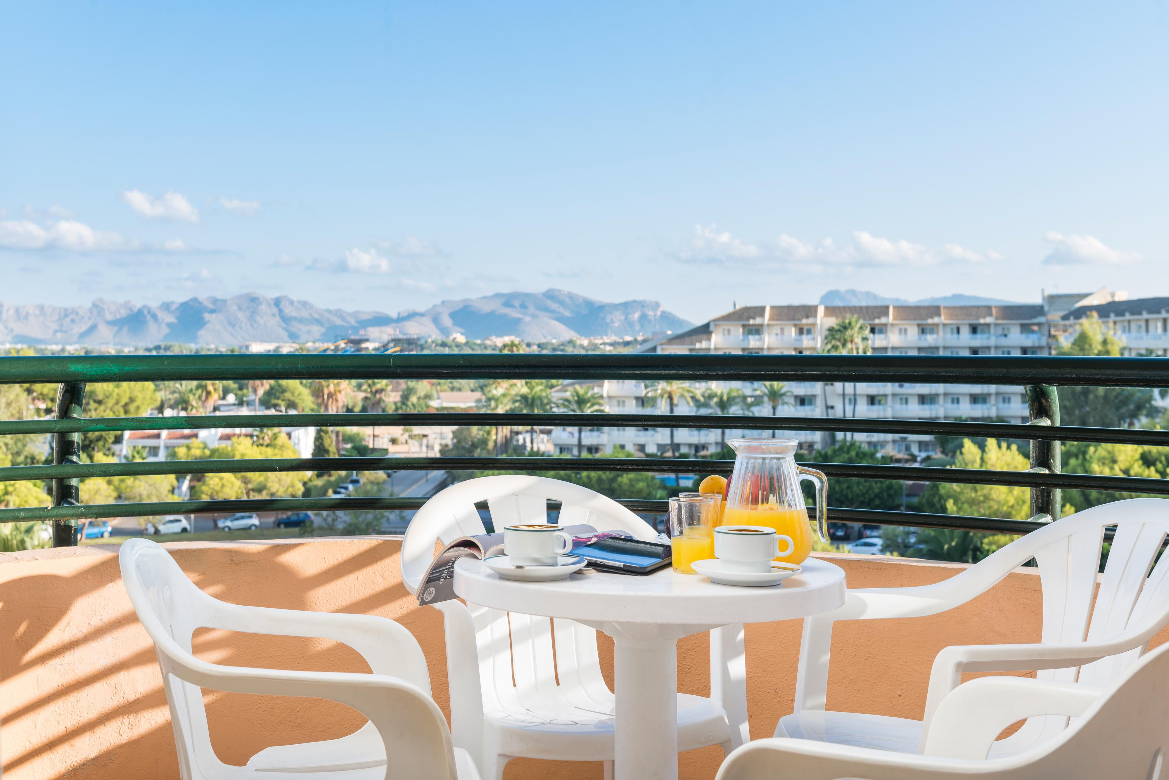 Alcudia Beach Apartments ポルト・ダルクディア エクステリア 写真