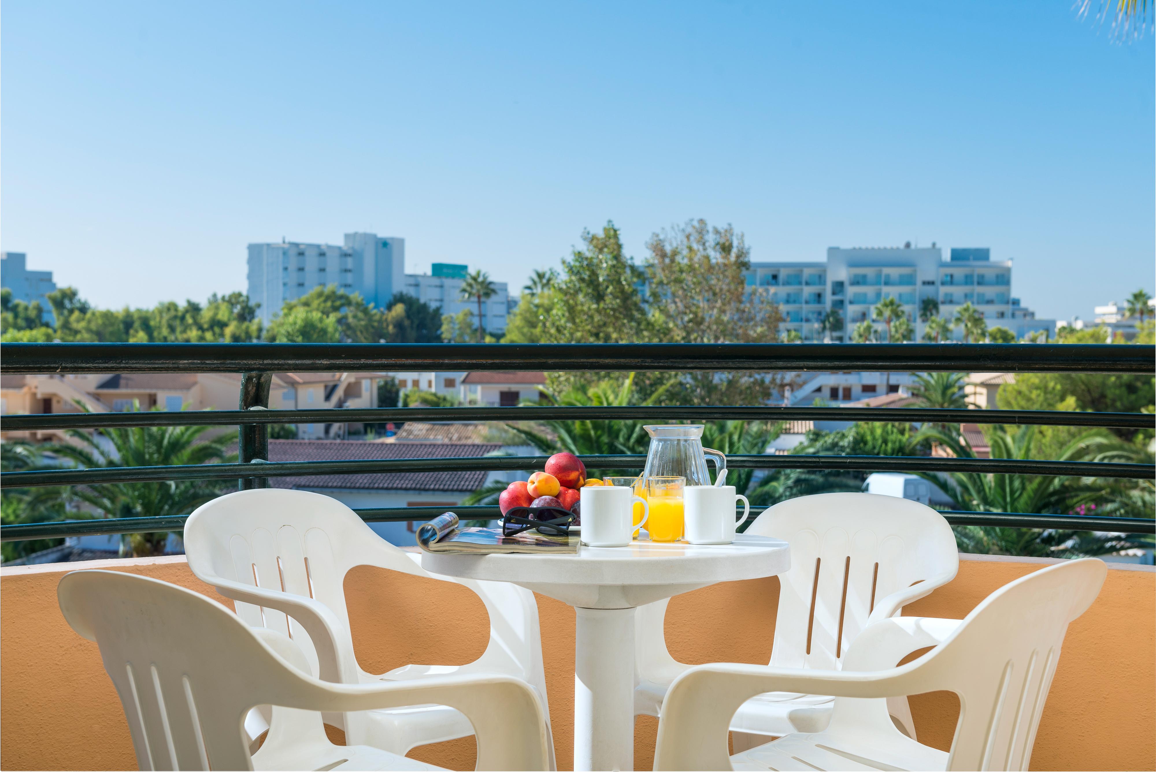 Alcudia Beach Apartments ポルト・ダルクディア エクステリア 写真