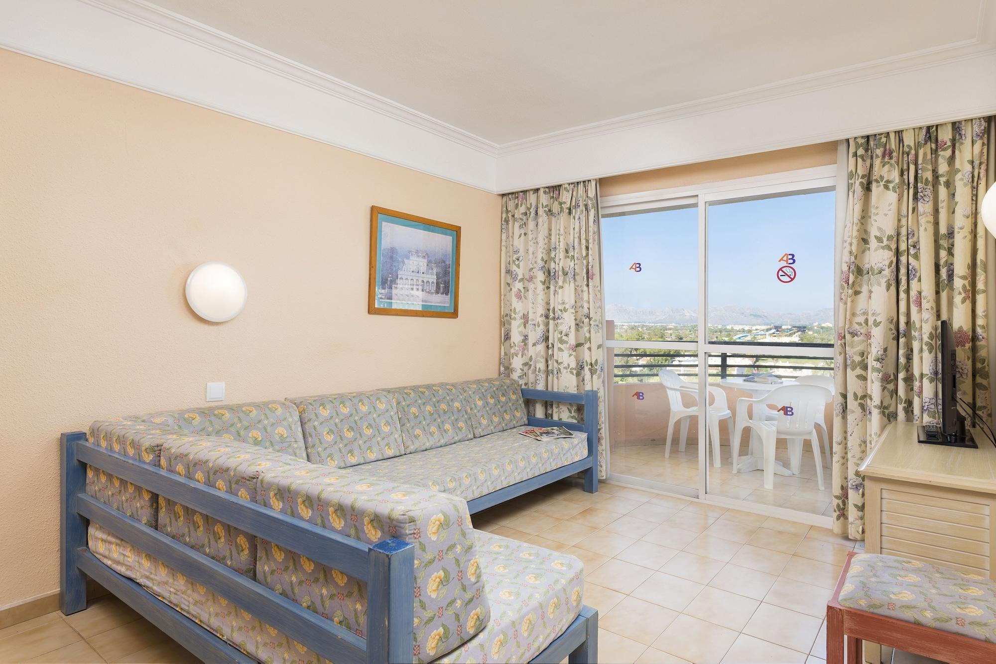 Alcudia Beach Apartments ポルト・ダルクディア エクステリア 写真