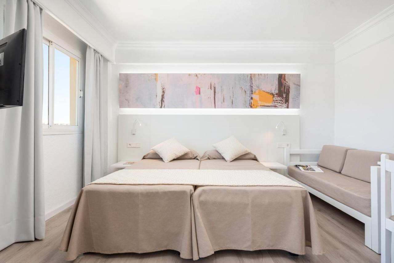 Alcudia Beach Apartments ポルト・ダルクディア エクステリア 写真